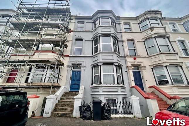 2-bed flat on Flat 3, 98, Grosvenor Place, Margate, £220,000