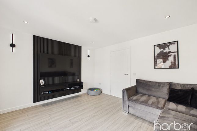 175 Calderbank Road, Uddingston, Glasgow photo 4