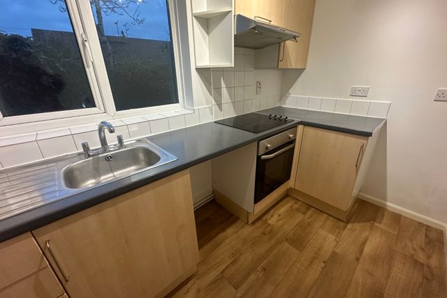 3, Bronte Court, Hull photo 3