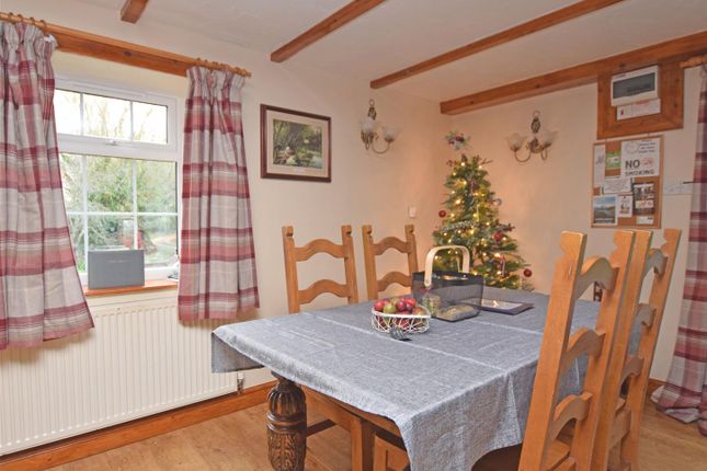 Cottage 3 (2).Jpg