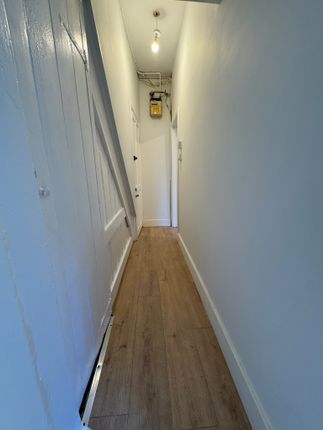 A 107, Dulwich Rd, Londnon photo 3