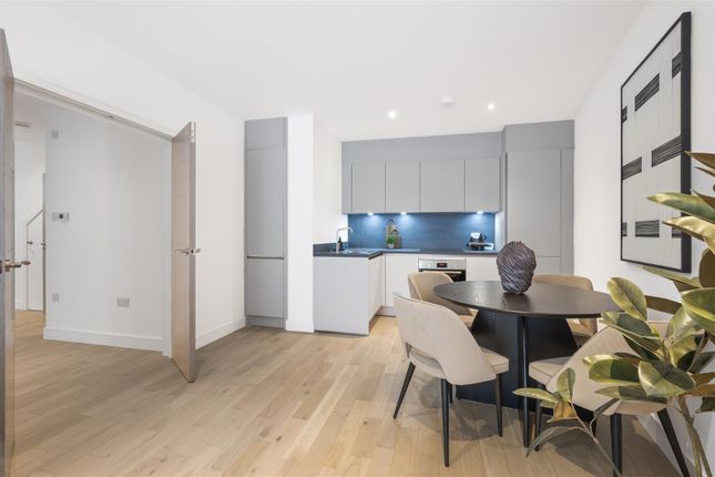 Flat 2, Lillium Mews,4.Jpg