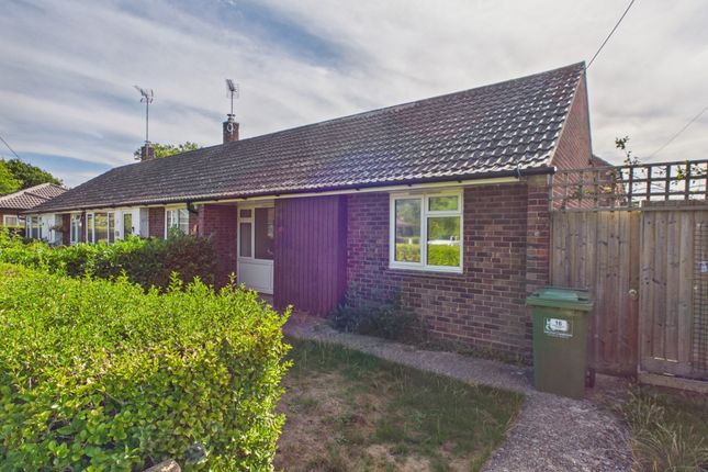 1-bed house on 16 Dove House Close, Royston, £130,000