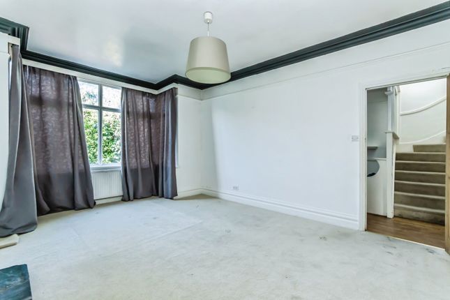 Brighton Road, Purley photo 3