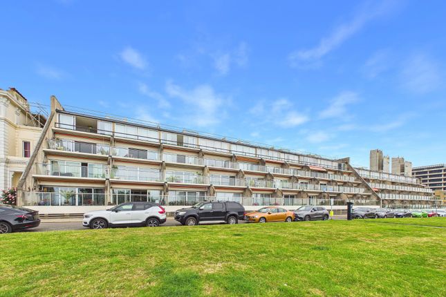 Flat 44 Whitecliffs,, The Leas, Kent photo 2