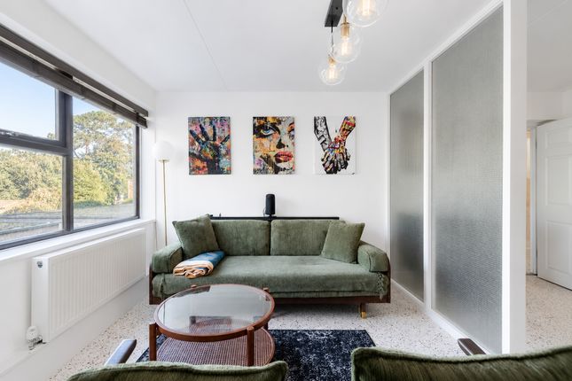 40 Goodeve Park, Bristol photo 4