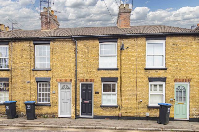 Terraced house to rent in George Street, Berkhamsted