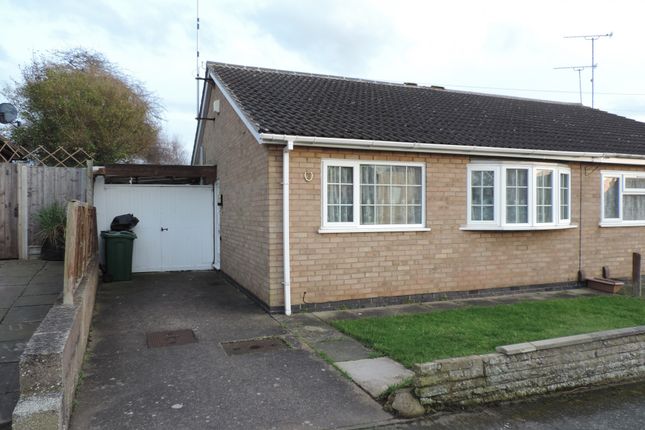 Thumbnail Bungalow to rent in Beechwood Avenue, Leicester, Leicestershire