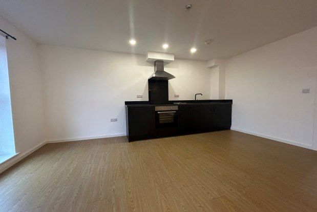 Flat to rent in Saville Street, Bolton