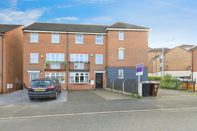 Thumbnail Town house for sale in Bay Avenue, Bilston