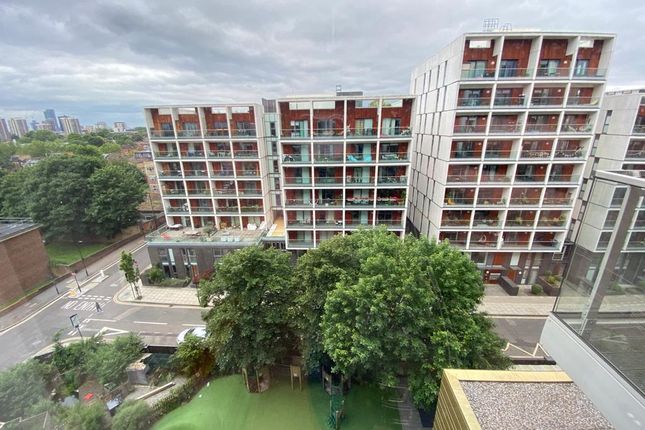 Flat for sale in Zest House, Dalston, London