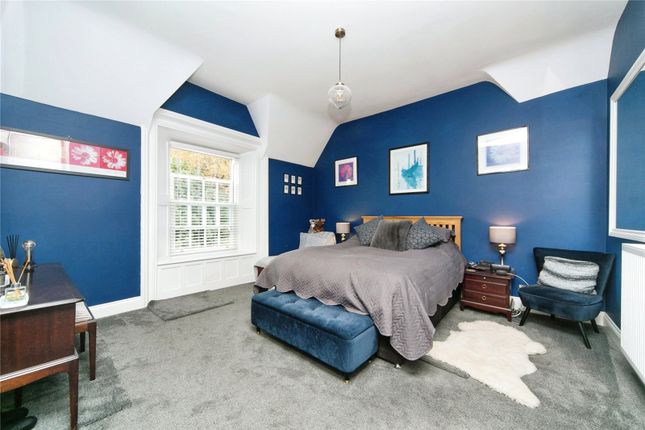 Ad House Bed 1