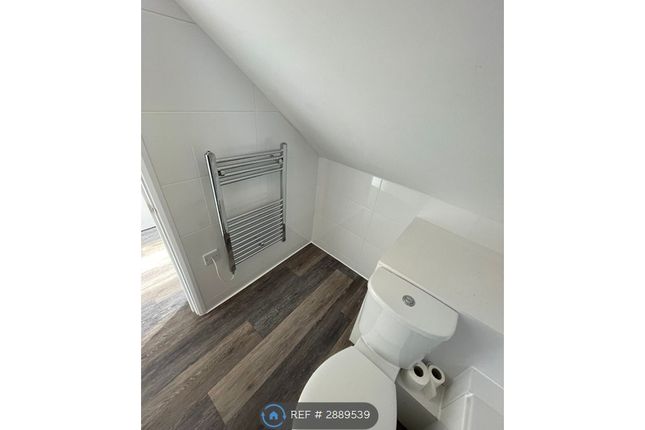 Flat, Haemes House Alfriston Road, Camberley photo 4
