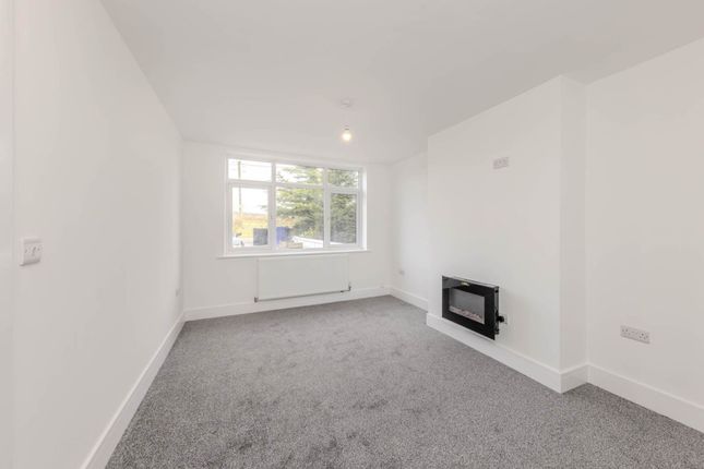 70 Long Lane, Stoke-On-Trent photo 2