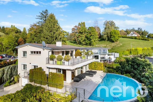 Villa for sale in La Conversion, Canton De Vaud, Switzerland