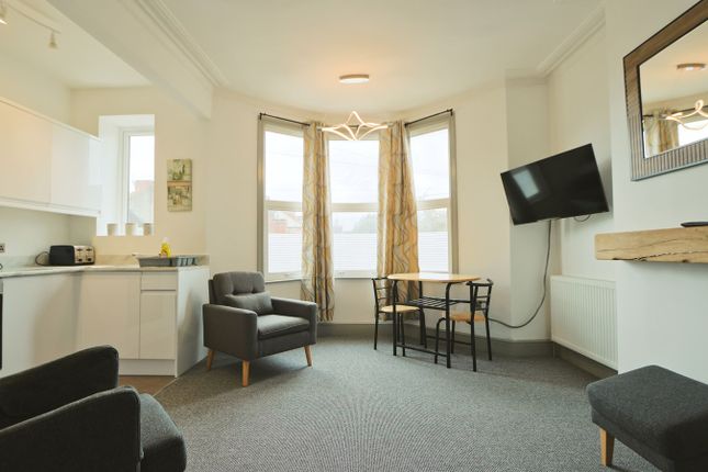 Flat to rent in Winchester Road, Bristol