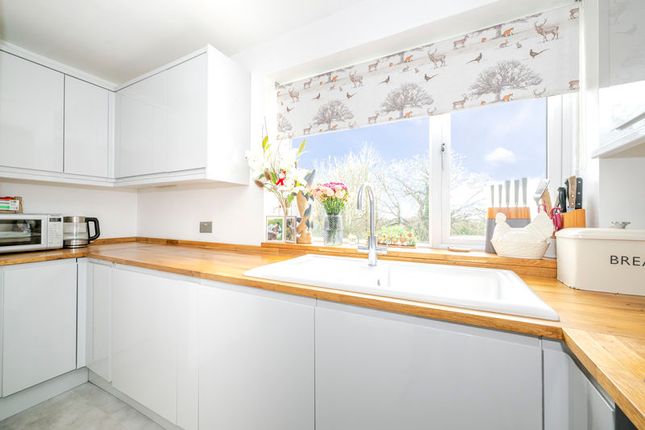 6, Swaylands Avenue, Crowborough photo 3