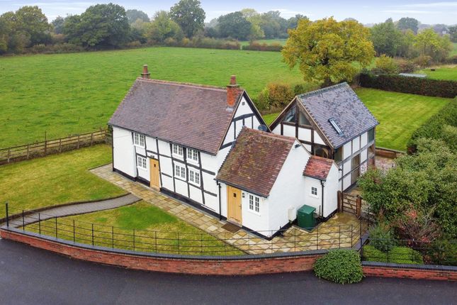 Thumbnail Detached house for sale in Barretts Lane, Balsall Common, Coventry
