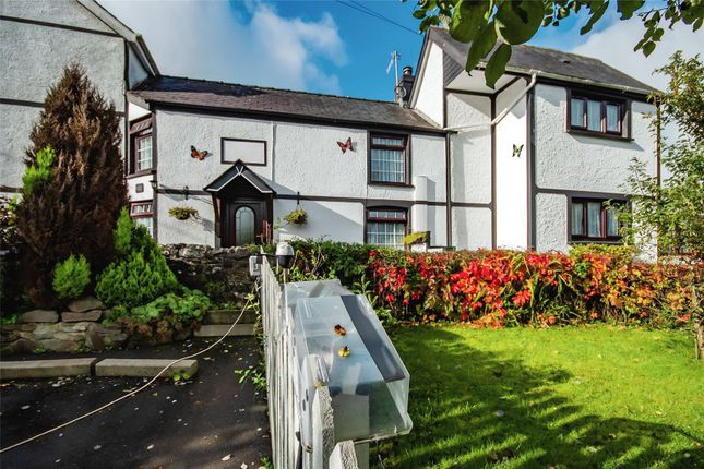 Semi-detached house for sale in Cwrtnewydd, Llanybydder, Ceredigion
