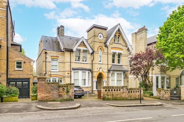 Thumbnail Flat for sale in Arkwright Road, London