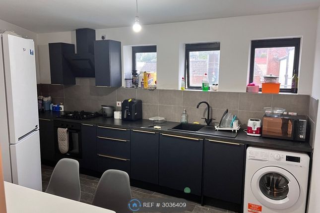 Apartment, Great Underbank, Stockport photo 5