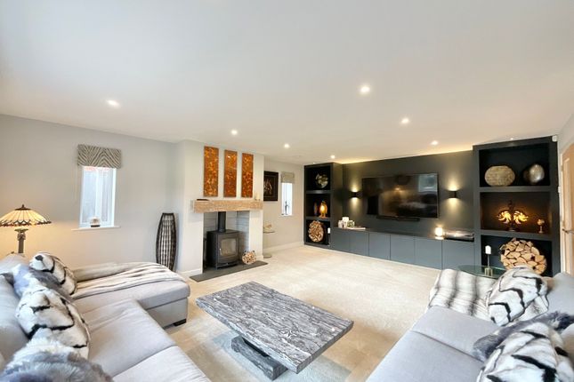 27b Frogmore Road, Market Drayton photo 3