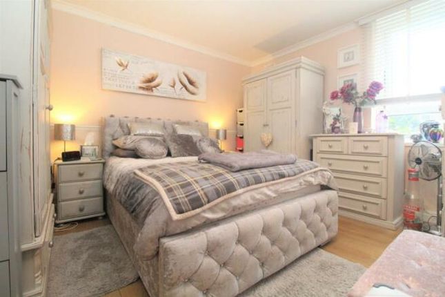 Flat for sale in Gough Walk, London