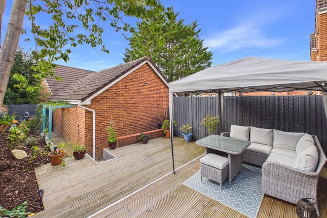 32c, Coltishall Close, Gloucester photo 4