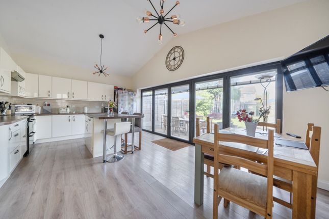 58 Carpenters Lane, Tonbridge photo 2