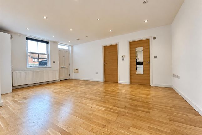 Langley Road, Watford photo 3