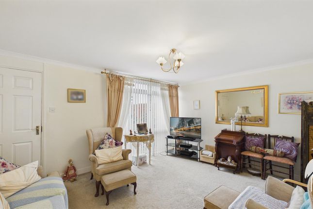 82, Rutherglen Road, Sunderland photo 2