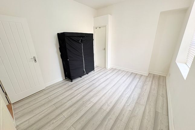 173 St. Helens Avenue, Swansea photo 5