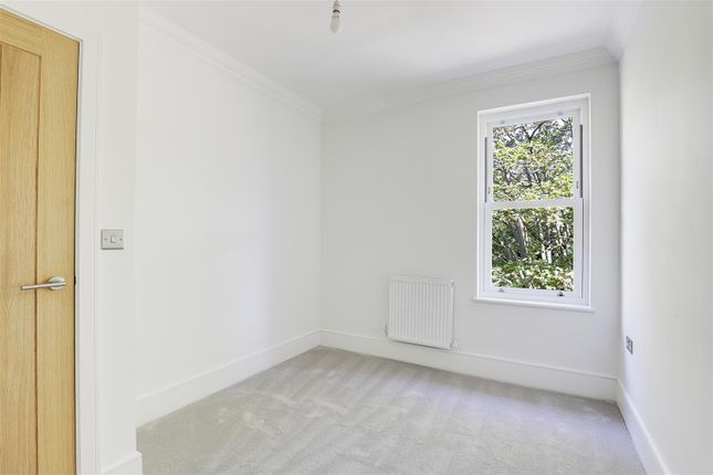 Flat for sale in Mapperley Road, Mapperley Park, Nottinghamshire