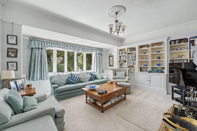 49, Watton Road, Hertfordshire photo 4