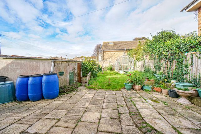 8, Whittingtons Way, Hastings photo 2