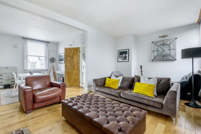Flat for sale in Oxford Road, Windsor