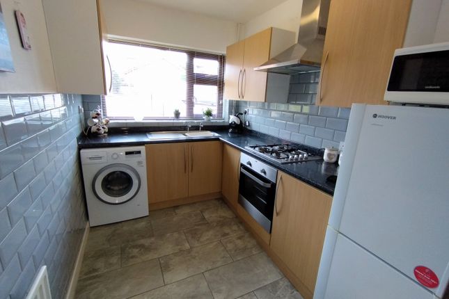 6, Tollgate Close, Stoke-on-Trent photo 5