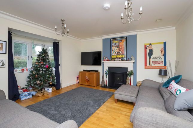 2 Viburnum Villas,, Framfield, Uckfield photo 2