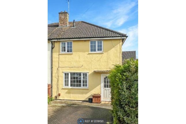 Thumbnail Semi-detached house to rent in Shepherds Close, Cambridge