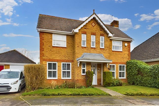 Thumbnail Detached house for sale in Henley Close, Maidenbower, Crawley