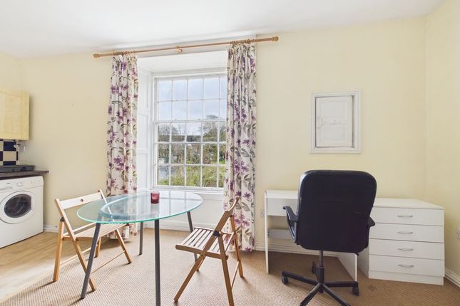 Apartment 4, 3, West End, Redruth photo 3