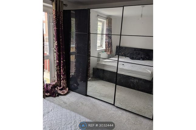 Oakes Crescent, Dartford photo 4