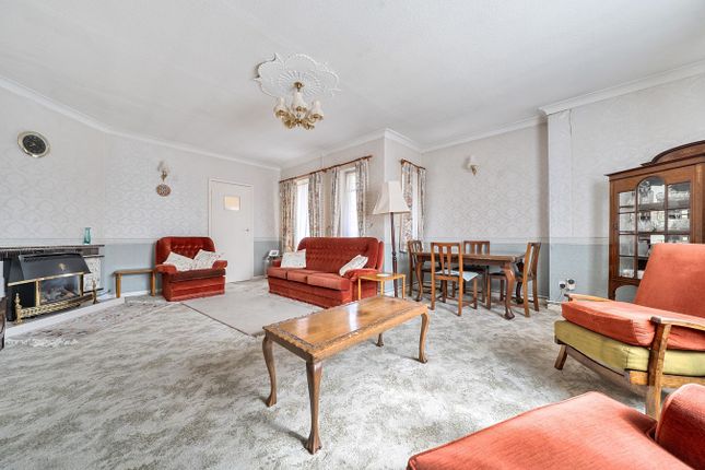 26, Ampthill Road, Flitwick photo 4