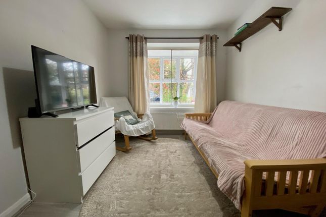 End terrace house to rent in Moreton Avenue, Osterley, Isleworth