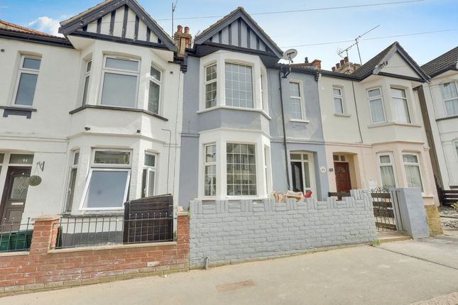 Terraced house to rent in Ronald Park Avenue, Westcliff-On-Sea