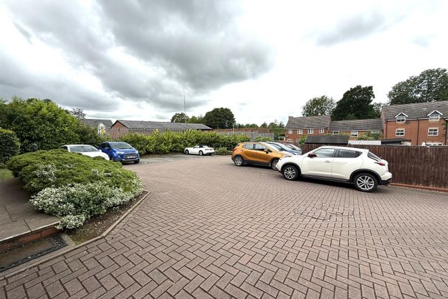 36, Hindley View, Rugeley photo 2