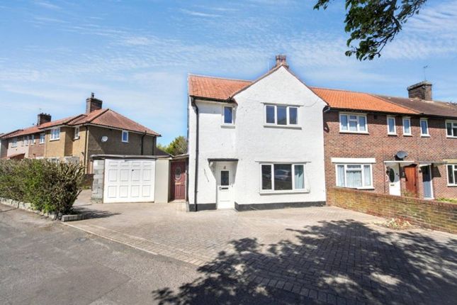 3-bed terraced on 4, Dingwall Road, Carshalton, £400,000