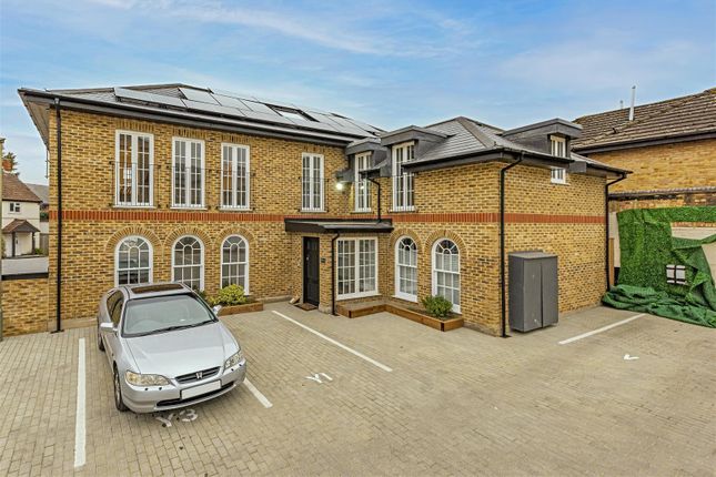 The Yard, Sunbury-on-Thames photo 4