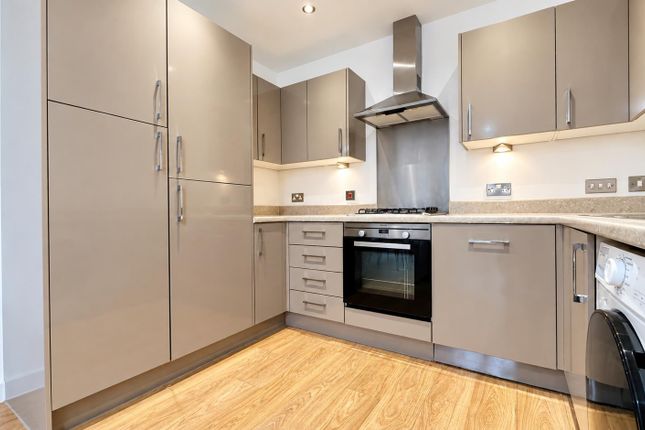 24 Coral Court, 9 Telford Road, London photo 5