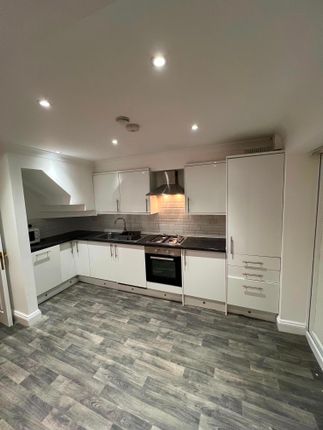 22a Mutrix Road, London photo 5